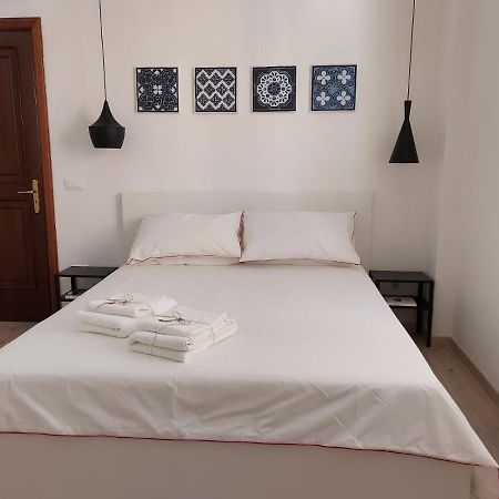 Isabella D'Aragona Guest House Barletta Buitenkant foto